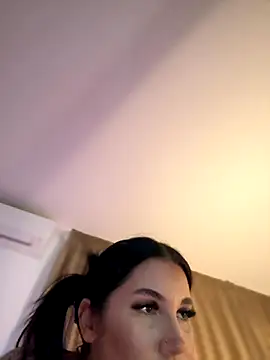 Snapshot of babyyboomm chatting on 25, 11, 2025 babyyboomm online show from 25, 11, 2025