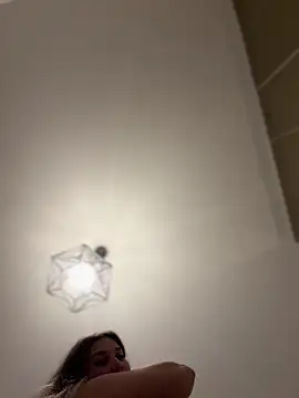 Snapshot of babyyboomm chatting on 2, 2, 2025 babyyboomm online show from 2, 2, 2025