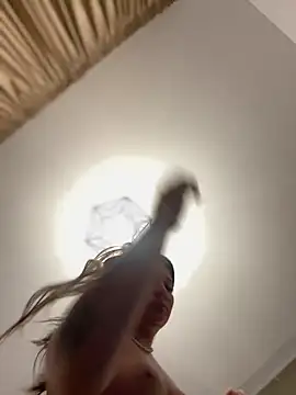 Snapshot of babyyboomm chatting on 4, 2, 2025 babyyboomm online show from 4, 2, 2025