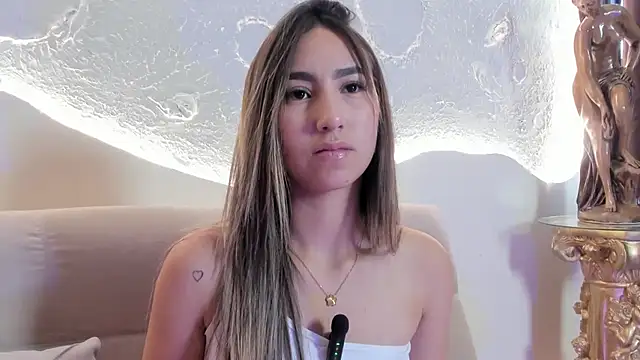 Snapshot of _Emma_Valka chatting on 2, 10, 2025 Emma Valka online show from 2, 10, 2025