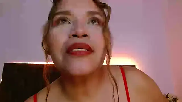 Snapshot of Alma_Sexyy chatting on 22, 9, 2025 Alma Sexyy online show from 22, 9, 2025