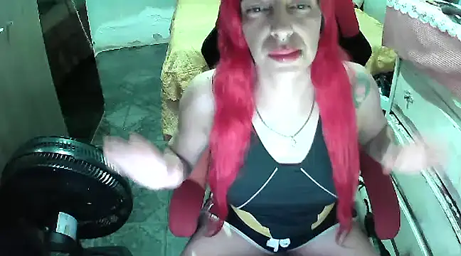 ManuEscarlate13 online show from 15, 12, 2024