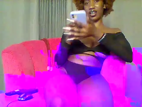 Snapshot of Queeen_model chatting on 24, 2, 2025 Queeen model online show from 24, 2, 2025