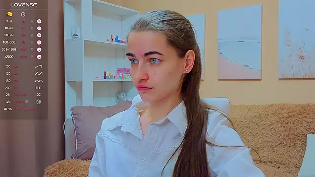 Snapshot of AstoriyaNight chatting on 14, 10, 2025 AstoriyaNight online show from 14, 10, 2025