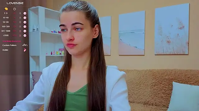 Snapshot of AstoriyaNight chatting on 3, 10, 2025 AstoriyaNight online show from 3, 10, 2025