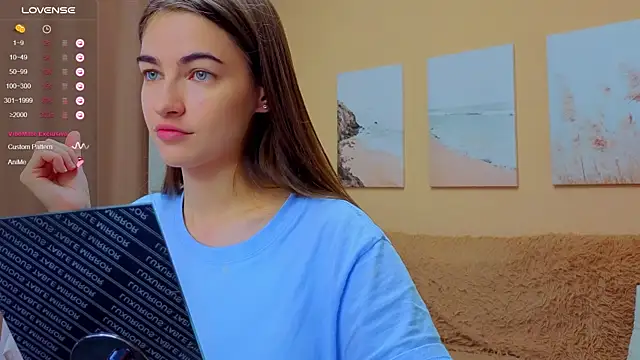 Snapshot of AstoriyaNight chatting on 18, 10, 2025 AstoriyaNight online show from 18, 10, 2025