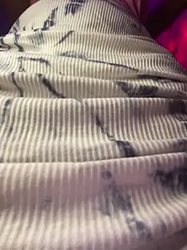 Cherrytowild online show from 17, 10, 2025