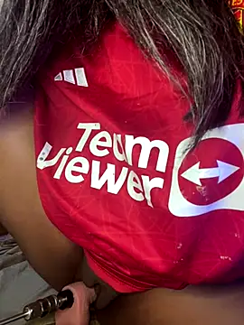 Cherrytowild online show from 20, 10, 2025