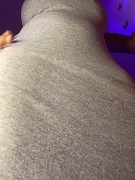 Cherrytowild online show from 26, 11, 2025