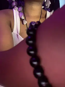 Snapshot of Cherrytowild chatting on 8, 2, 2026 Cherrytowild online show from 8, 2, 2026