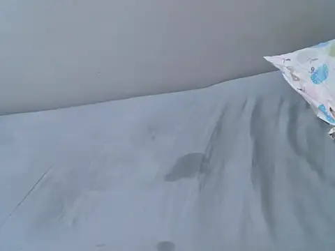 femaqueen online show from 4, 4, 2026