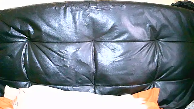 Bustypillows online show from 18, 6, 2026