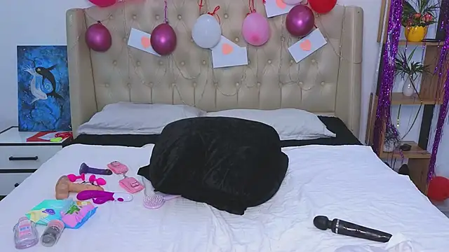 Tina Kim  online show from 19, 2, 2025