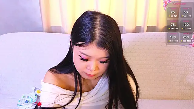 Tina Kim  online show from 15, 4, 2026