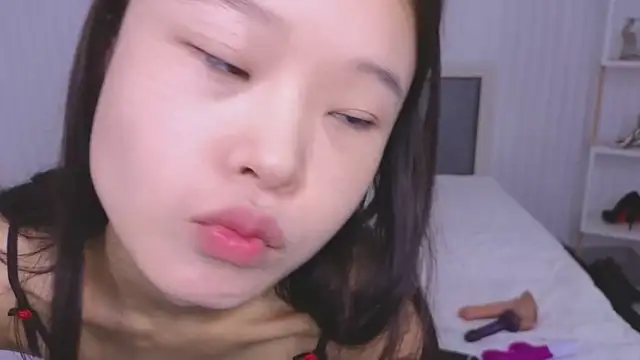 Tina Kim  online show from 19, 3, 2025