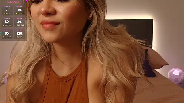 Snapshot of Celiahenn chatting on 26, 9, 2025 Celiahenn online show from 26, 9, 2025