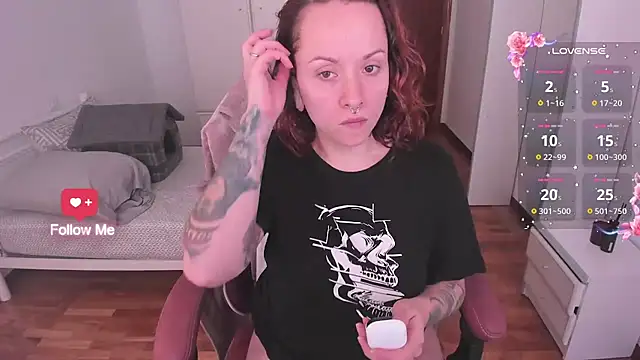 Domina Deivis online show from 10, 10, 2025