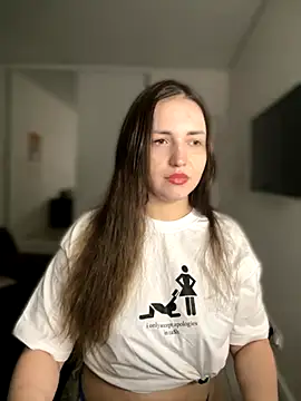 HoneySweetBee online show from 4, 11, 2025