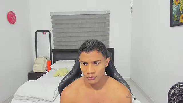 Snapshot of corzoethan chatting on 14, 2, 2026 corzoethan online show from 14, 2, 2026