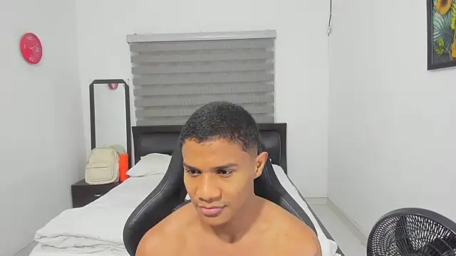 Snapshot of corzoethan chatting on 8, 2, 2026 corzoethan online show from 8, 2, 2026