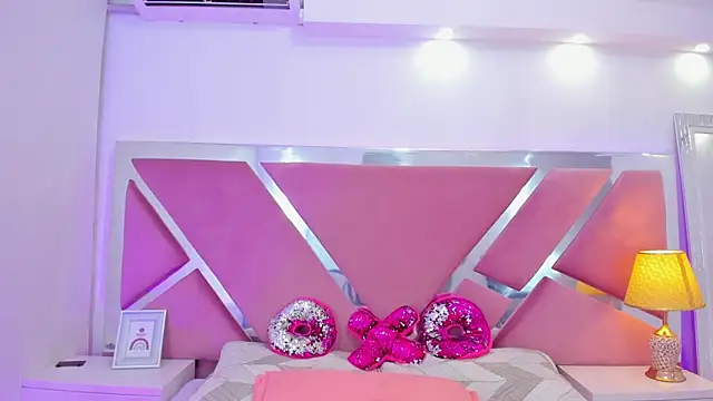 NinnaVous online show from 13, 1, 2026