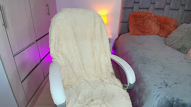 MariianaGomez online show from 10, 9, 2025