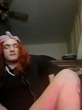 Dee-Lux Fux online show from 17, 10, 2025