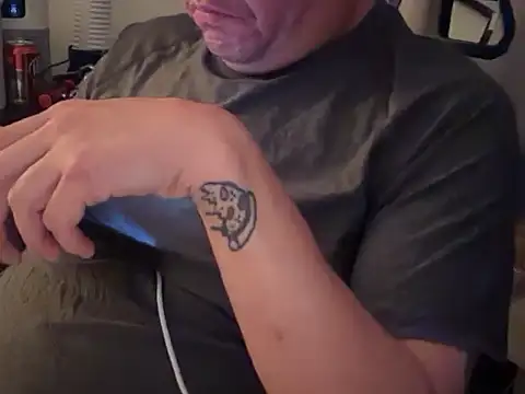 Mikeypnp1494 online show from 10, 11, 2025