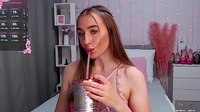 Snapshot of PornoGirlX chatting on 13, 9, 2025 PornoGirlX online show from 13, 9, 2025