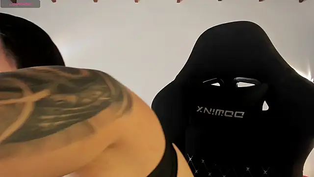 mally s1 online show from 14, 3, 2025