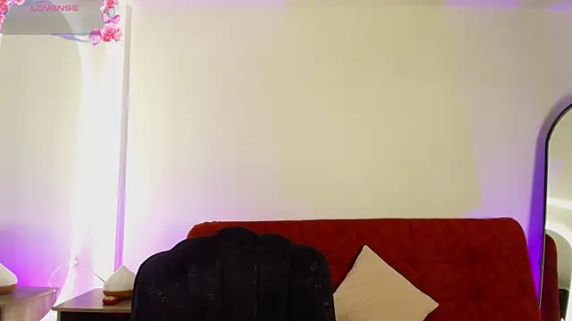 mally s1 online show from 16, 4, 2026