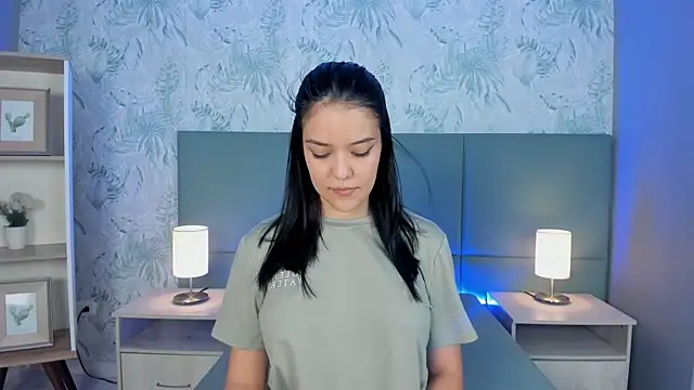 lexiethompson  online show from 29, 11, 2025