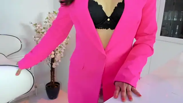 winterforu online show from 9, 11, 2025