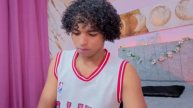 Snapshot of Noah_Smith04 chatting on 4, 3, 2026 Noah Smith04 online show from 4, 3, 2026