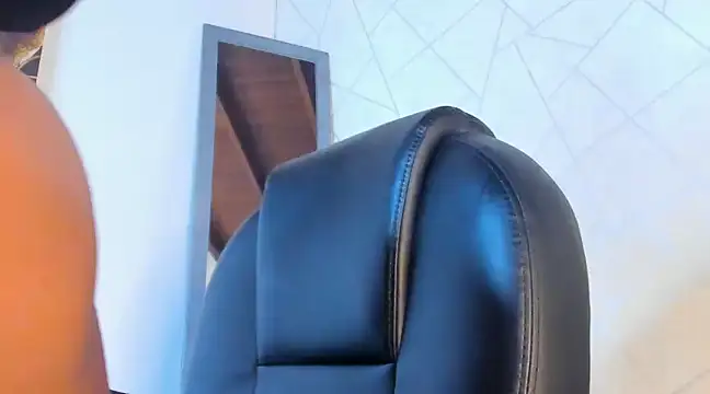 Snapshot of NoahhBrown chatting on 17, 3, 2025 NoahhBrown online show from 17, 3, 2025