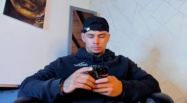 Snapshot of NoahhBrown chatting on 7, 3, 2025 NoahhBrown online show from 7, 3, 2025