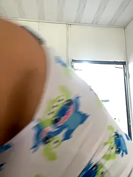 valeryDugglass online show from 20, 10, 2025