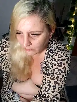 Snapshot of BecciDeluxe chatting on 23, 3, 2026 BecciDeluxe online show from 23, 3, 2026