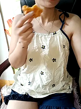 Blythe 69 online show from 24, 9, 2025