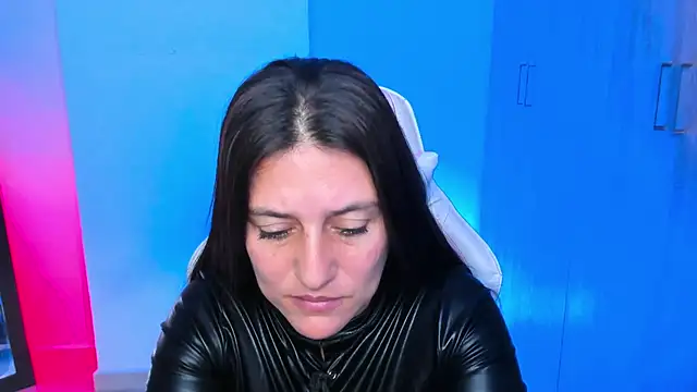 Saskyaa online show from 10, 10, 2025