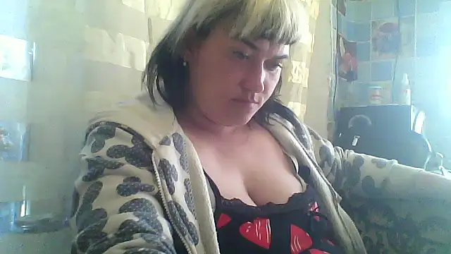 HollyLaBerry online show from 11, 5, 2026