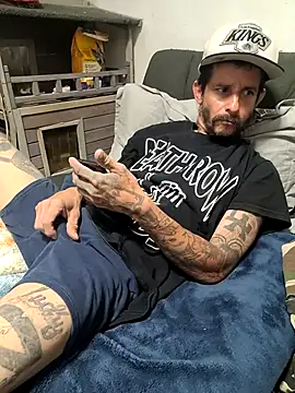 LongDickZee562 online show from 19, 10, 2025