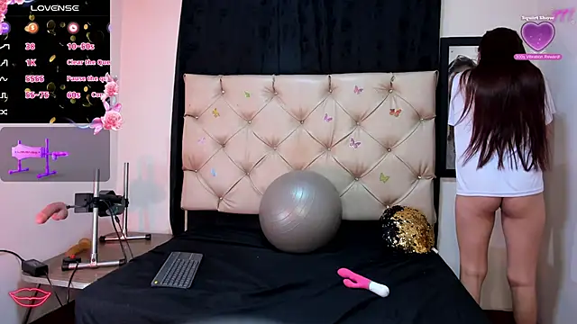 cleopatraa online show from 6, 3, 2026