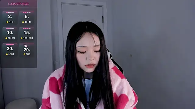 hee young11 online show from 2, 10, 2025