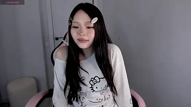 hee young11 online show from 19, 10, 2025