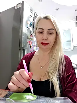 HotJanet online show from 6, 3, 2025