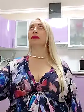 HotJanet online show from 28, 1, 2025