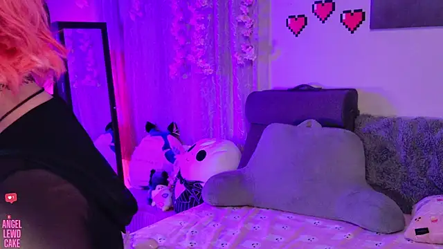 Snapshot of Angel-Lewd-Cake chatting on 11, 6, 2026 Angel-Lewd-Cake online show from 11, 6, 2026