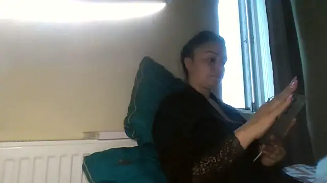 Linusya online show from 9, 9, 2025