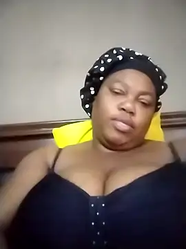 MATUREBUSSTY online show from 17, 10, 2025